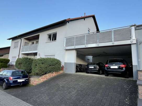 Wunderschöne Maisonette-Wohnung mit 4,5-Zimmern, EBK und Terrasse mit Garten in Gehrweiler