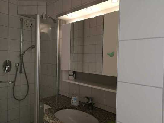 Exklusive 1-Raum-Wohnung mit gehobener Innenausstattung mit Einbauküche in Bad Urach