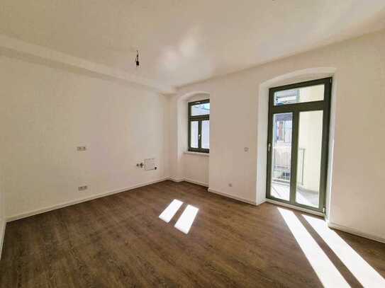 Moderne 3 Zimmerwohnung mit großer Eßküche und Balkon