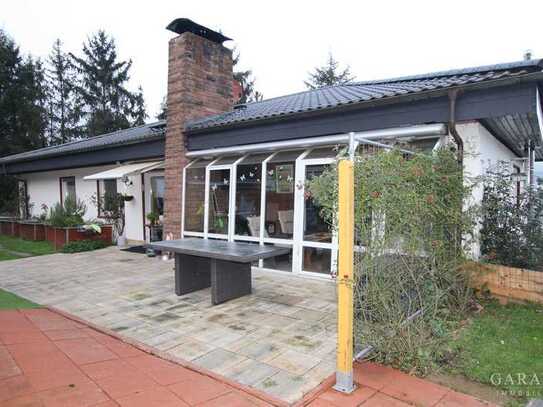 Freistehender Bungalow mit genialer Fernsicht über das Pfälzer Bergland