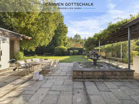 Meisterstück der Architektur - Atrium-Bungalow auf einzigartigem Parkgrundstück in Premiumlage