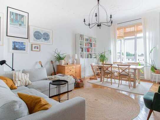 Exklusives 2-Zimmer-Apartment mit Balkon im Herzen Charlottenburgs