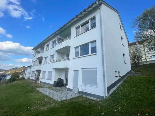 Helle und moderne 4-Zimmer mit Loggia und Blick über den Kurpark von Bad Schwalbach