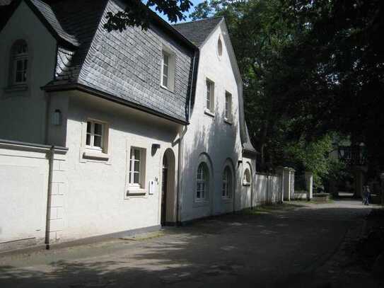 Schloss Eller (Forsthaus), 40229 Düsseldorf