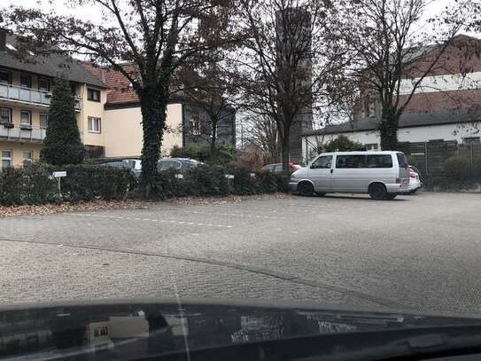 STELLPLÄTZE ZU VERMIETEN FRIEDRICHSTRASSE