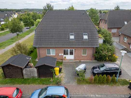 Provisionsfrei!!! 2 Familienhaus in grüner Umgebung!