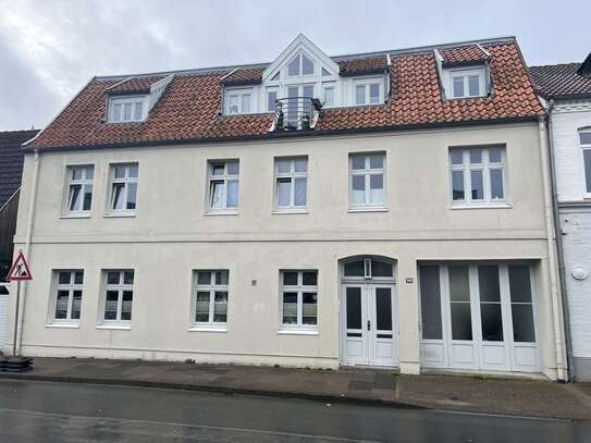 Erstbezug nach Sanierung mit EBK und Balkon: ansprechende 2-Zimmer-Wohnung in Eckernförde