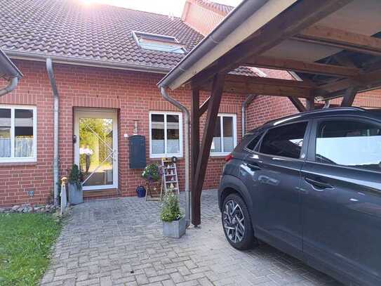 Gepflegtes Reihenhaus in Verden (Aller) mit EBK, Garten und Carport