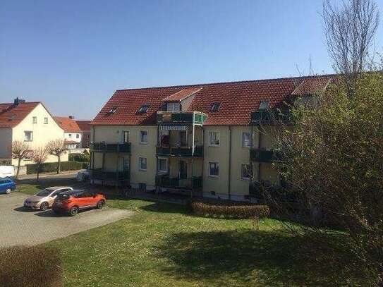 +++ Helle 2-Raumwohnung mit Balkon und EBK +++