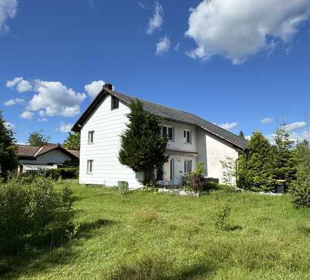 Einfamilienhaus mit großem Grundstück