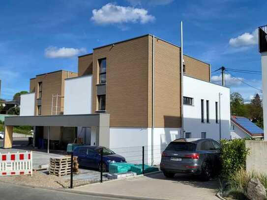 Neubau: Moderne, geräumige 2-Zimmer-Wohnung mit Terrasse und EBK in Rengsdorf