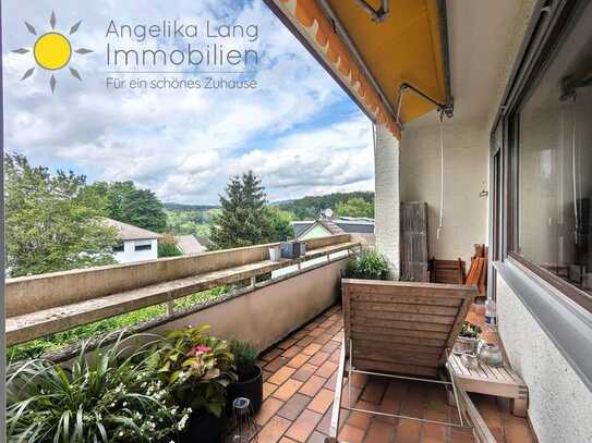 Top Ausblick & Lage: vermietete 3-Zimmer-Whg mit Balkon & Garage