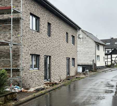 ERSTBEZUG Maisonette Wohnung in Kall Scheven in Bahnhofsnähe