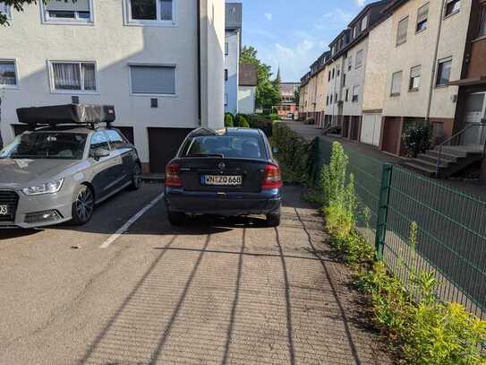 Zentrumsnaher Stellplatz zu vermieten