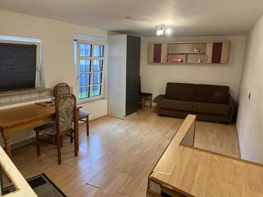 Freundliche und gepflegte 2-Zimmer-Maisonette-Wohnung mit Balkon in Östringen