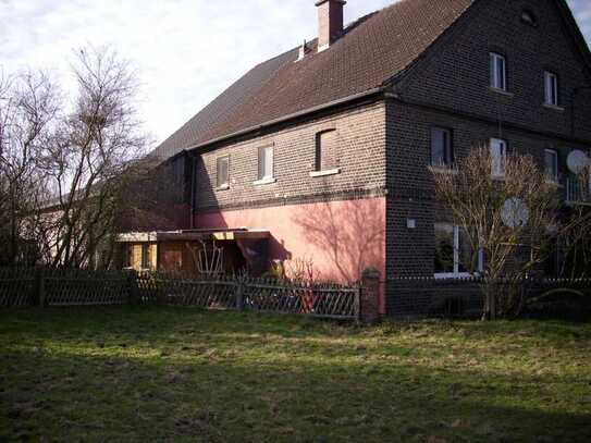 Altbauwohnung auf 2 Etagen auf einem Bauernhof