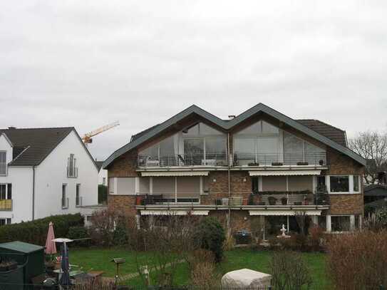 Rheinblick 3Zimmer mit Balkon in Niederkassel Rheidt bei Bonn