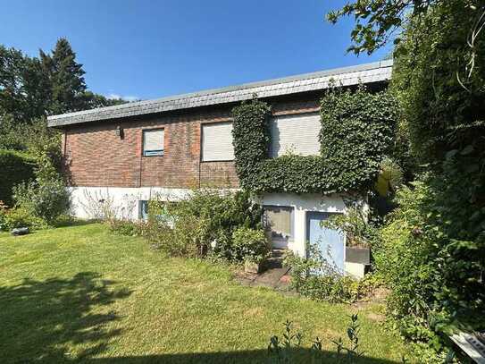 Traumhafter Bungalow in Neuss Pomona - Wohnen auf einer Ebene mit paradiesischem Gartengrundstück