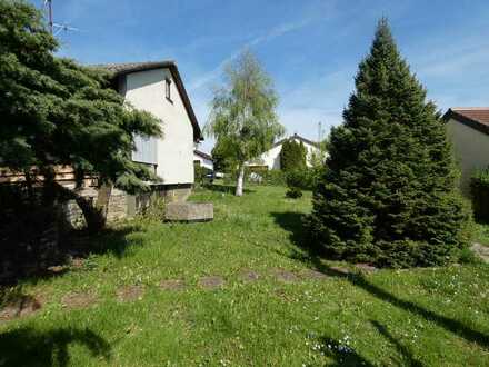 Einfamilienhaus in sehr schöner und ruhiger Lage mit großem Garten in Weilheim an der Teck