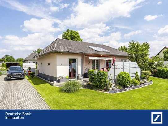 *EXQUISITER BUNGALOW*EFH mit Stil*Topausstattung* Doppelcarport*Solar*altersgerecht*