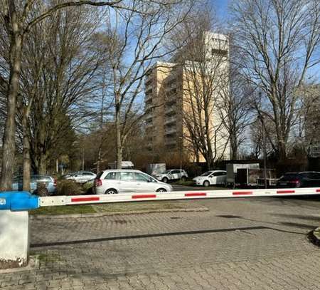 Außenstellplatz in Eckenheim, Sigmund-Freud-Straße