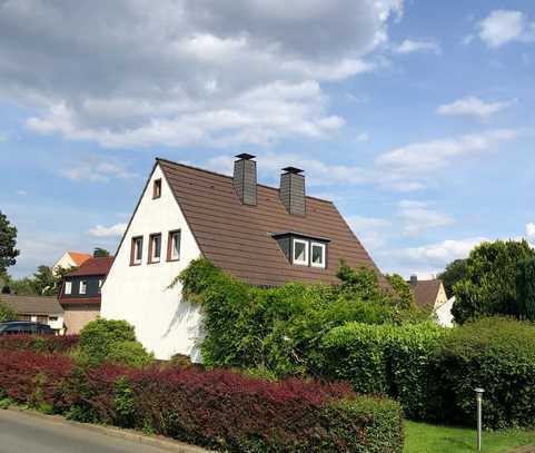 Freistehender Einfam.-Haus-Klassiker mit BAUGRUNDSTÜCK!