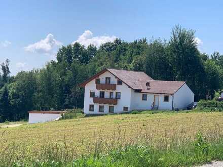 MAIER - Familienfreundliche Terrassen-/Gartenwohnung mit traumhaftem Ausblick und Küche