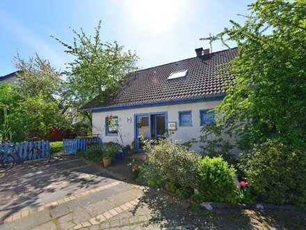 Hennef-Geisbach: Gemütliches, familienfreundliches Einfamilienhaus mit heimeligen Garten