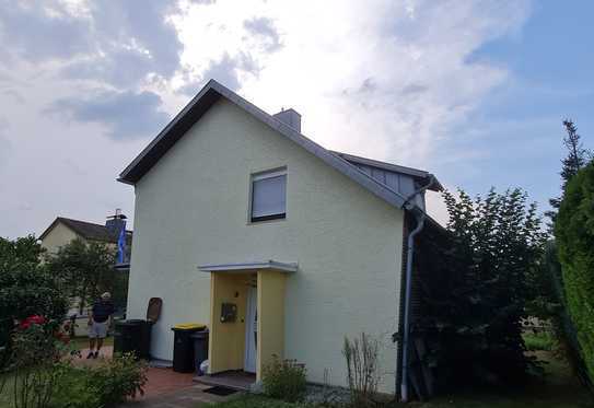 Gepflegtes Freistehendes Einfamilienhaus in Hangelar 120 m², 5 Zimmer, Grund 642 m²