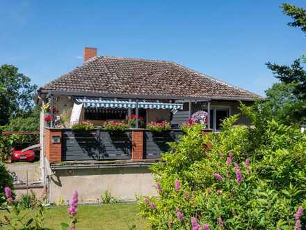☆ ☆ ☆ ☆ ☆ Einfamilienhaus mit Carport in Görke, in unmittelbarer Ostseenähe ☆ ☆ ☆ ☆ ☆