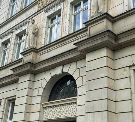 3-Zimmerwohnung im Kiez am Frankfurter Tor mit großer Terrasse