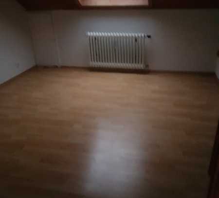 Schöne 3-Zimmer-Wohnung mit Balkon in Brackenheim