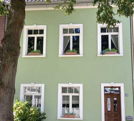 Wunderschöner Reihenhaus-Altbau in perfekter Lage Köln Weidens