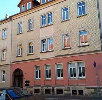 DREI ZIMMER UND SAUNA, MIT GÄSTEWOHNUNG ODER HOMEOFFICE