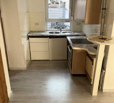***STUDENTEN AUFGEPPASST !***1 ZKB-WOHNUNG IN CITY NÄHE