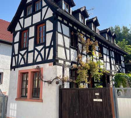 Historisches Fachwerkhaus im Herzen von Zahlbach