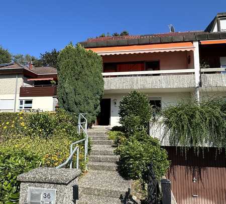 Reiheneckhaus in sonniger Aussichtslage mit Einliegerwohnung in ruhiger Sackgasse