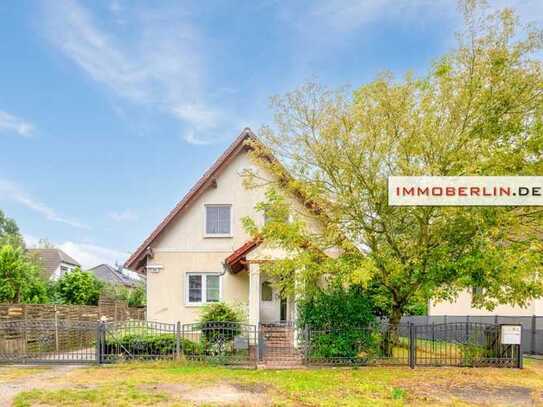 Attraktives Einfamilienhaus mit Sonnengarten & Balkon in familiärer Lage