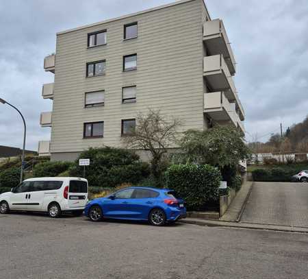 Eine gemütliche vermietete 2-Zimmerwohnung, Irgenhöhe (kein Hochhaus) zu verkaufen.