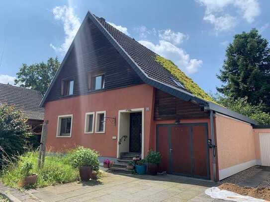 SANKT AUGUSTIN, schönes freist. Einfam.Haus , ca. 180 m² WNfl. 5 Zi, Keller, Terrasse, 590 m² GrSt.