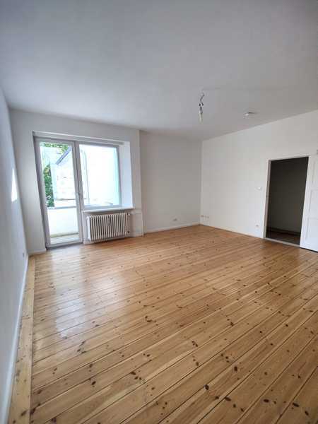 BITTE PER MAIL - MODERNE WOHNUNG IM GRÜNEN LICHTERFELDE MIT BALKON