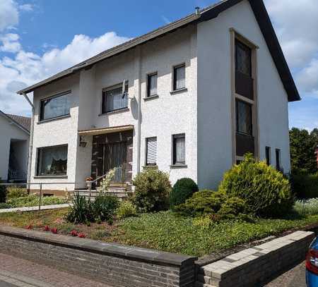 Geräumiges, preiswertes 8-Zimmer-Einfamilienhaus mit Keller in Kall