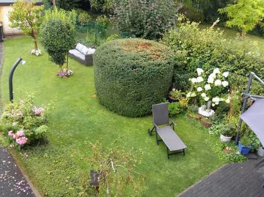 Sanierte Wohnung mit Terrasse und Gartenanschluss