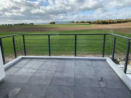 Genial Blick mit Luxus, 4 Zi. mit EBK/Große Balkon/TG nähe ESRM