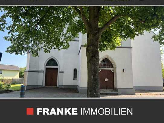 IDEAL FÜR HANDWERKER - ZWEIFAMILIENHAUS MIT VIEL PLATZ - TOLLER GARTEN - GARAGE