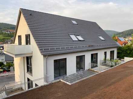 Wohnen im Grünen, Attraktive 4-Zimmer-Wohnung zur Miete in Waldaschaff, Erstbezug