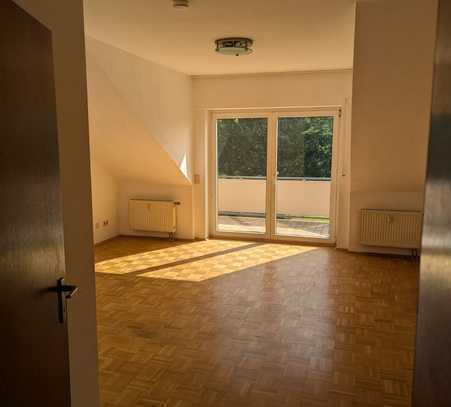 Geschmackvolle 2-Zimmer-Wohnung mit Balkon in Bergheim