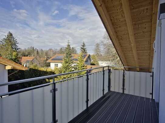 Licht, Luft, Sonne: 3-Zimmer-Dachgeschosswohnung mit Balkon