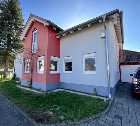 Top Chance! Hochwertiger Wohntraum auf 290qm² mit Terrasse, Garten & Garage und 6,5% Rendite