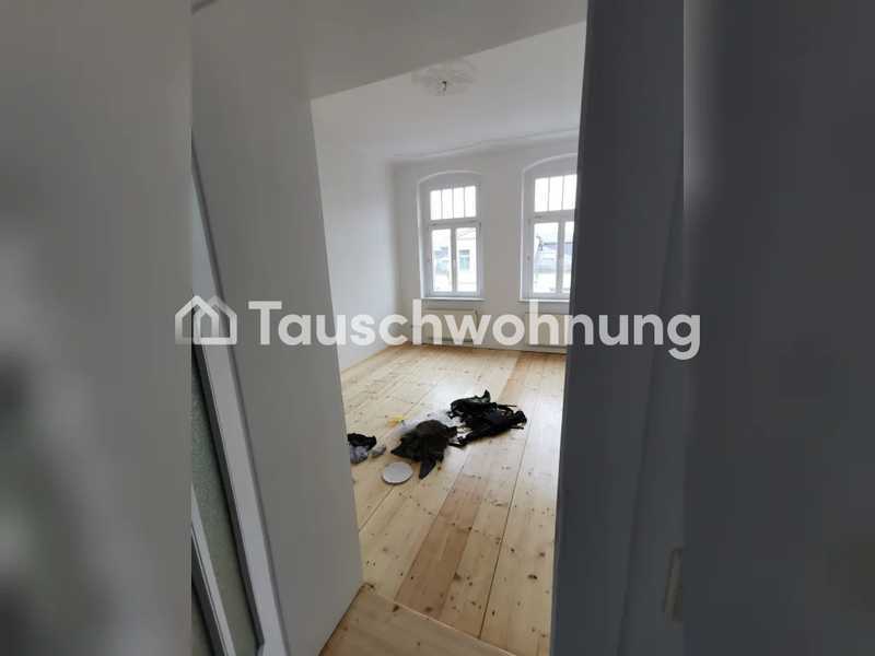 Tauschwohnung: Ruhige Altbauwohnung mit Dielen und Stuck